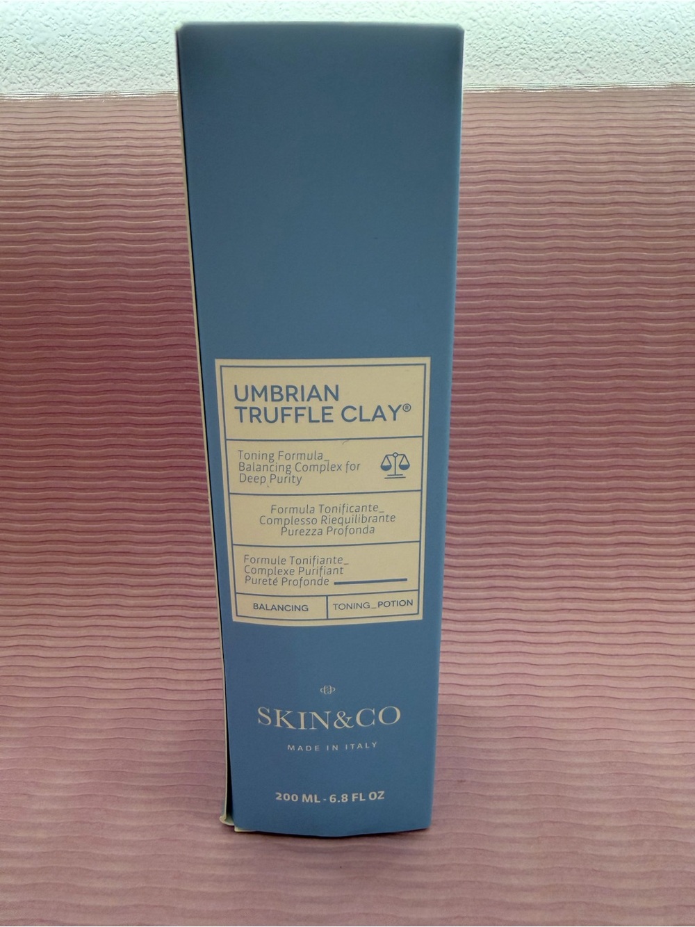 Skin&Co Umbrian Truffle Clay Toning Potion – Blue